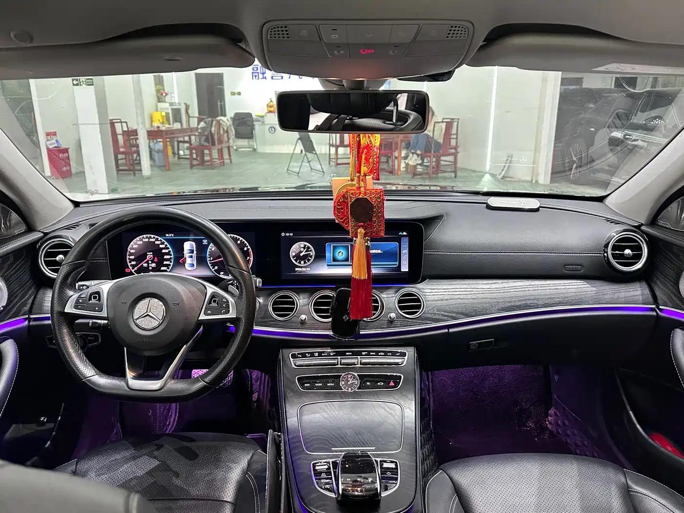 Mercedes-Benz E-Class 2018 E 300 L Luxury фото 5