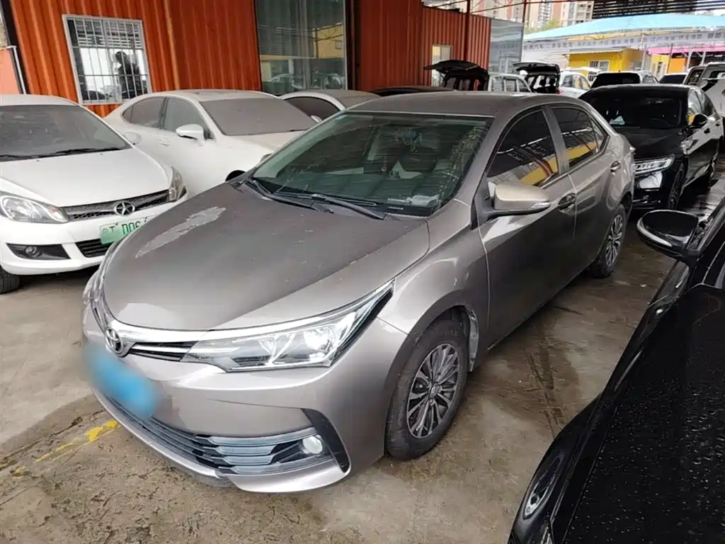 Toyota Corolla 2017 Facelift 1.2T S-CVT GL фото 2