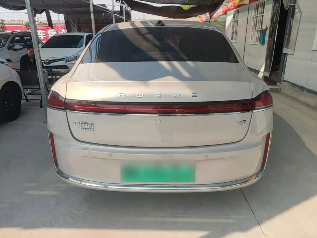 Roewe M7 DMH 2025 2025 Base