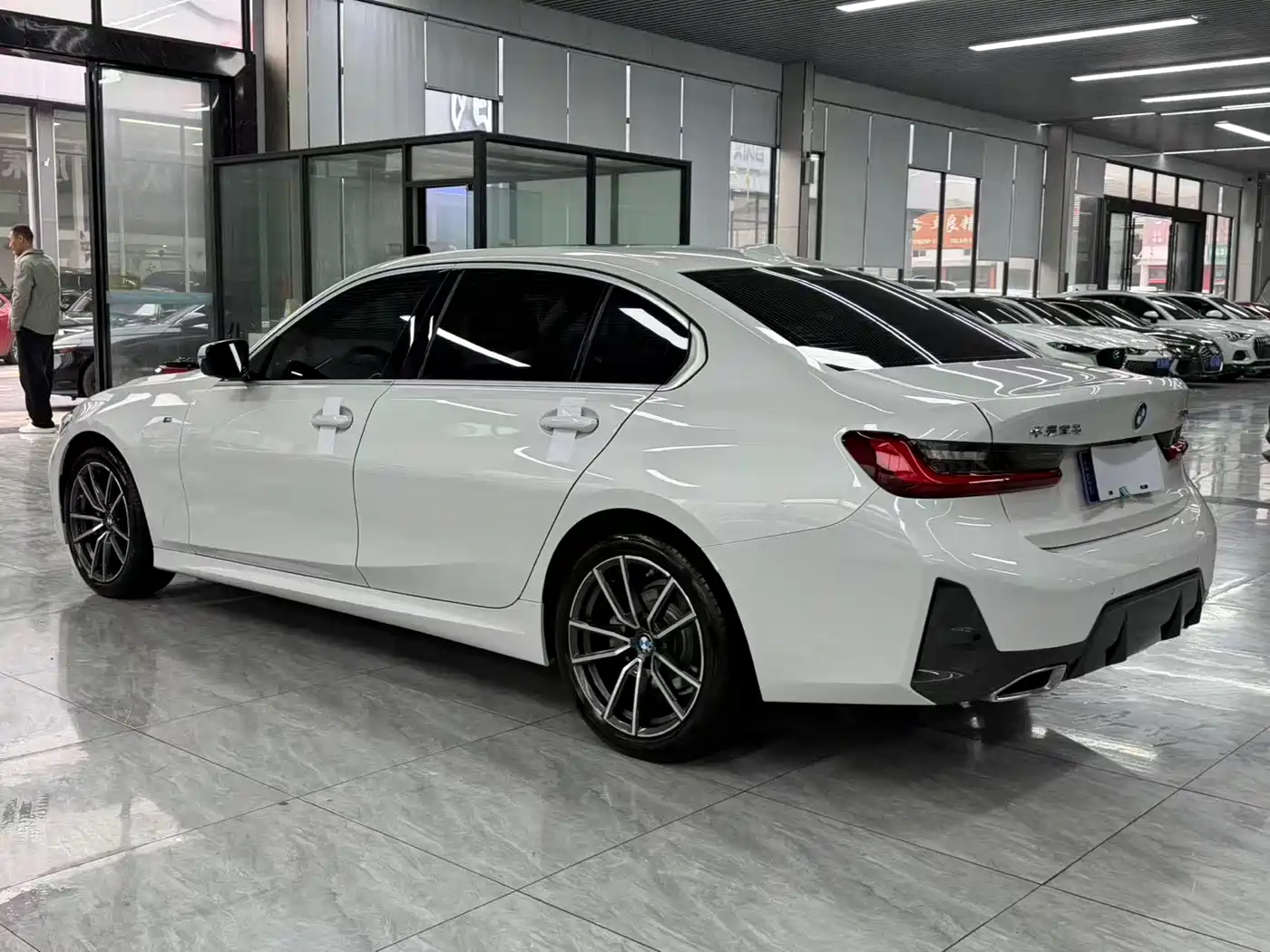 BMW 3-SERIES