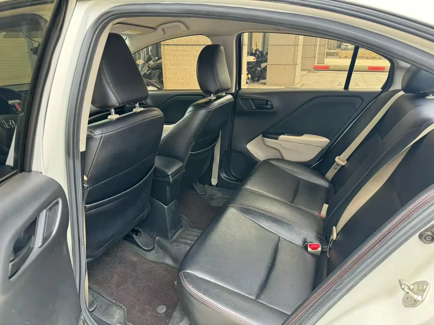 Honda Greiz 2017 2016 1.5L CVT Classic Edition