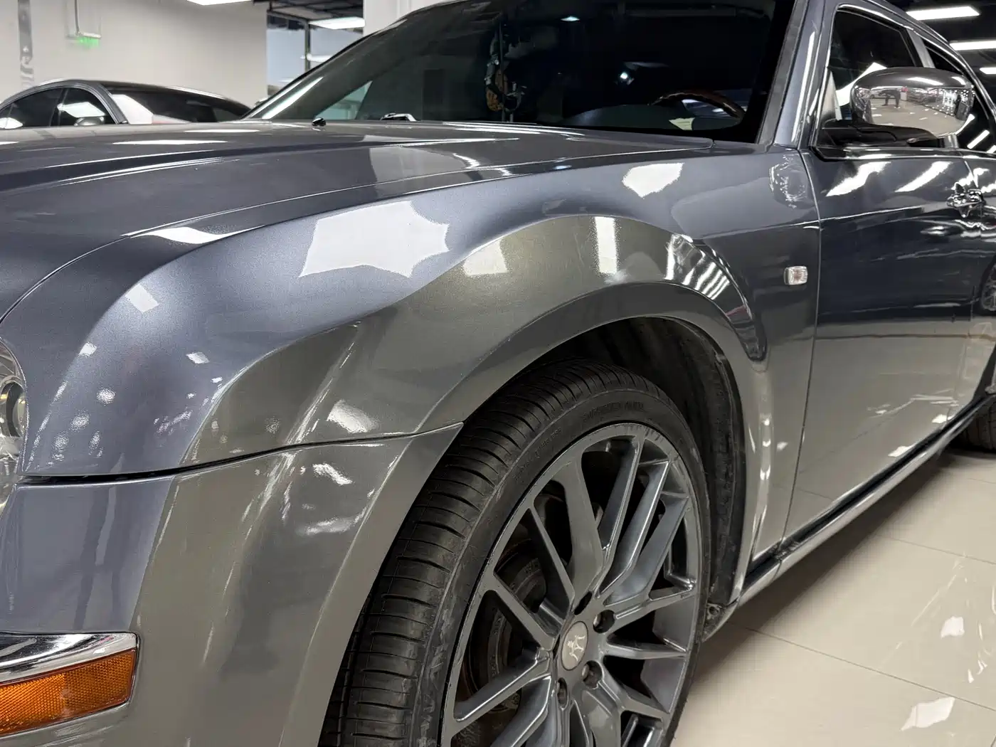 Chrysler 300C (Import) 2004 2004 Model 5.7 V8