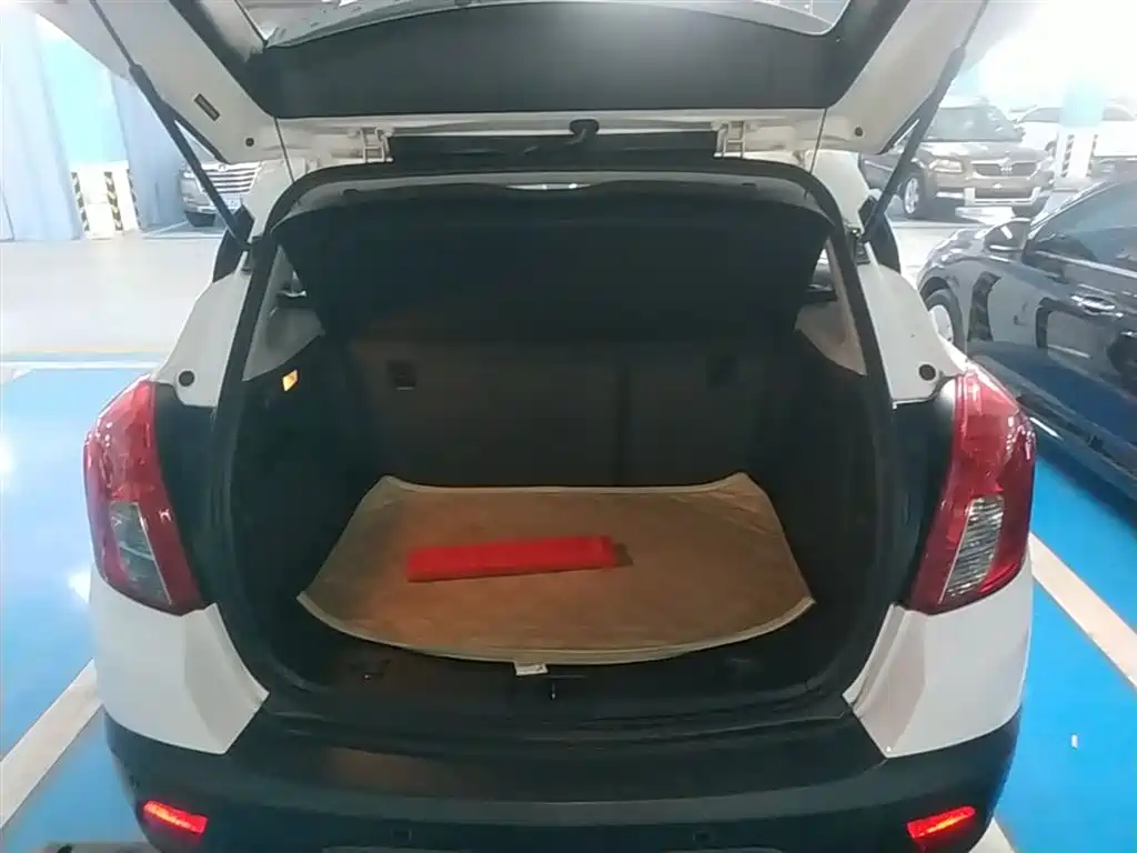 Buick Encore 2014 1.4T Automatic 2WD Urban Elite фото 19