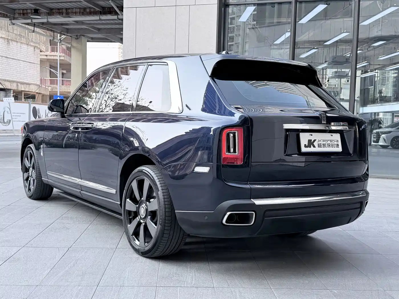 ROLLS-ROYCE CULLINAN