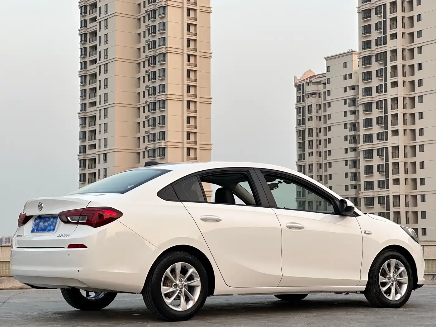 Buick Excelle 2018 15N CVT Elite фото 4
