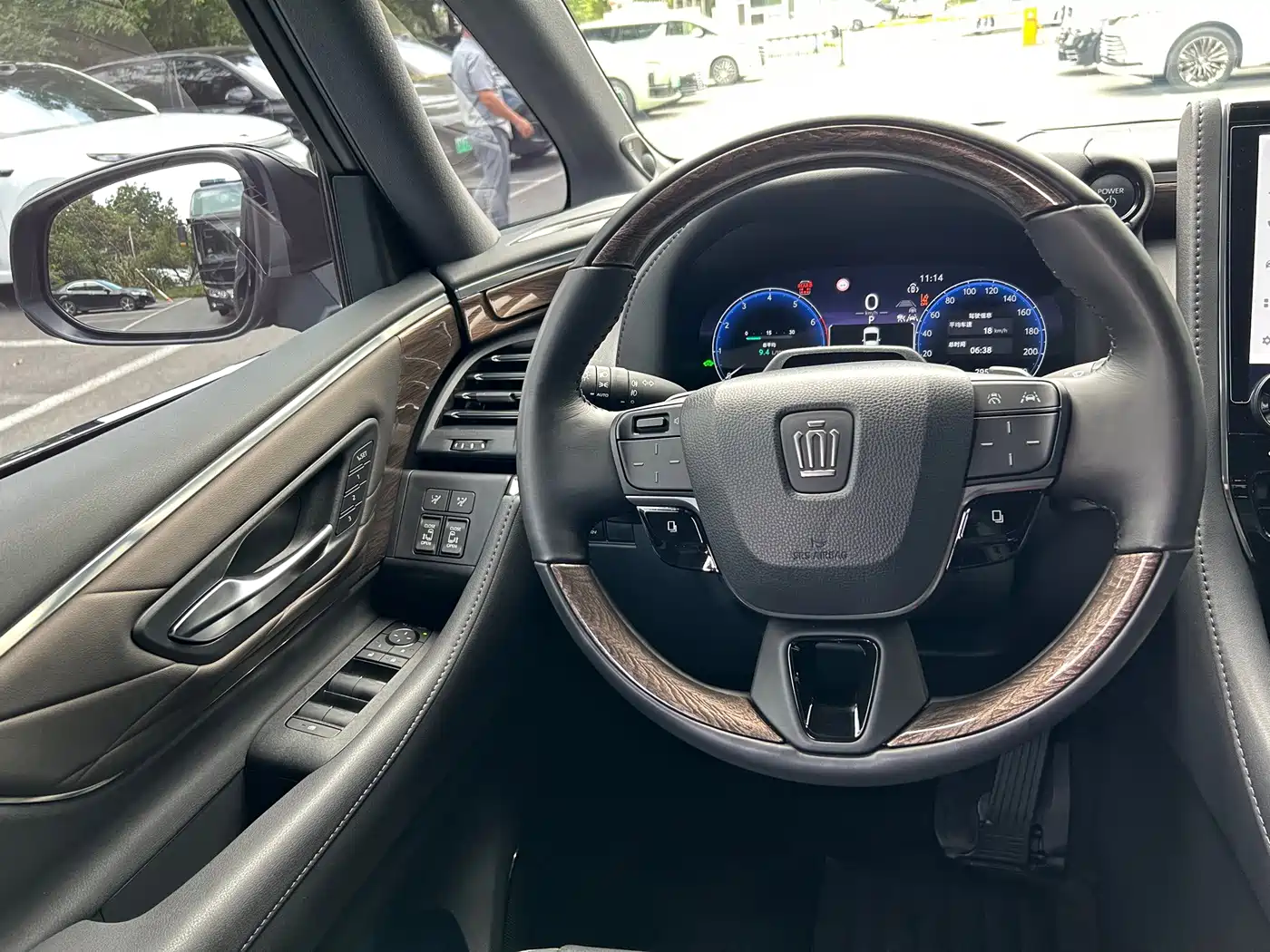 Toyota Vellfire 2025 2024 Crown Hybrid 2.5L Executive Premium Edition