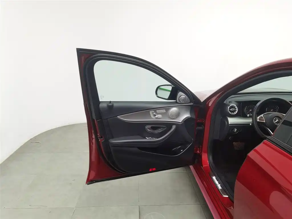 Mercedes-Benz E-Class 2017 Facelift E 300 Sport фото 8