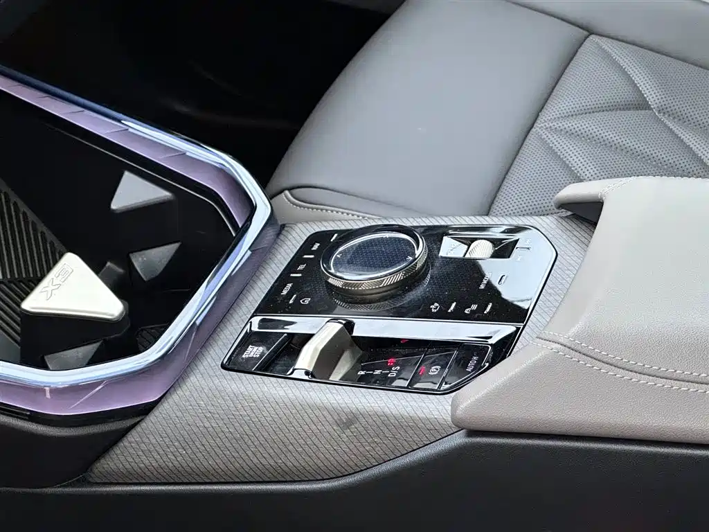 BMW X3 2025 xDrive30L Leading M Sport Package фото 11