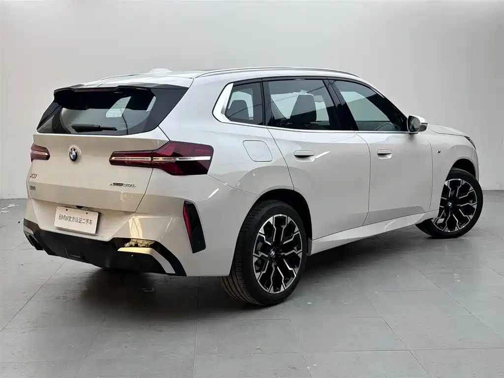 BMW X3 2025 xDrive30L Leading M Sport Package фото 4