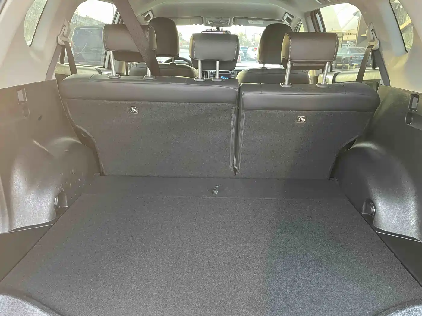 Toyota RAV4 Rongfang 2016 2.0L CVT 2WD Urban (China V) фото 15
