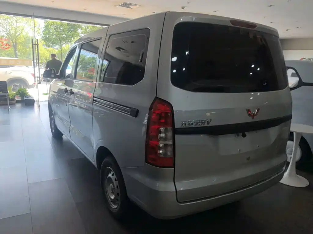Wuling Motors Wuling Hongguang V 2024 2022 1.5L Power Take Edition Electric Power Steering LAR