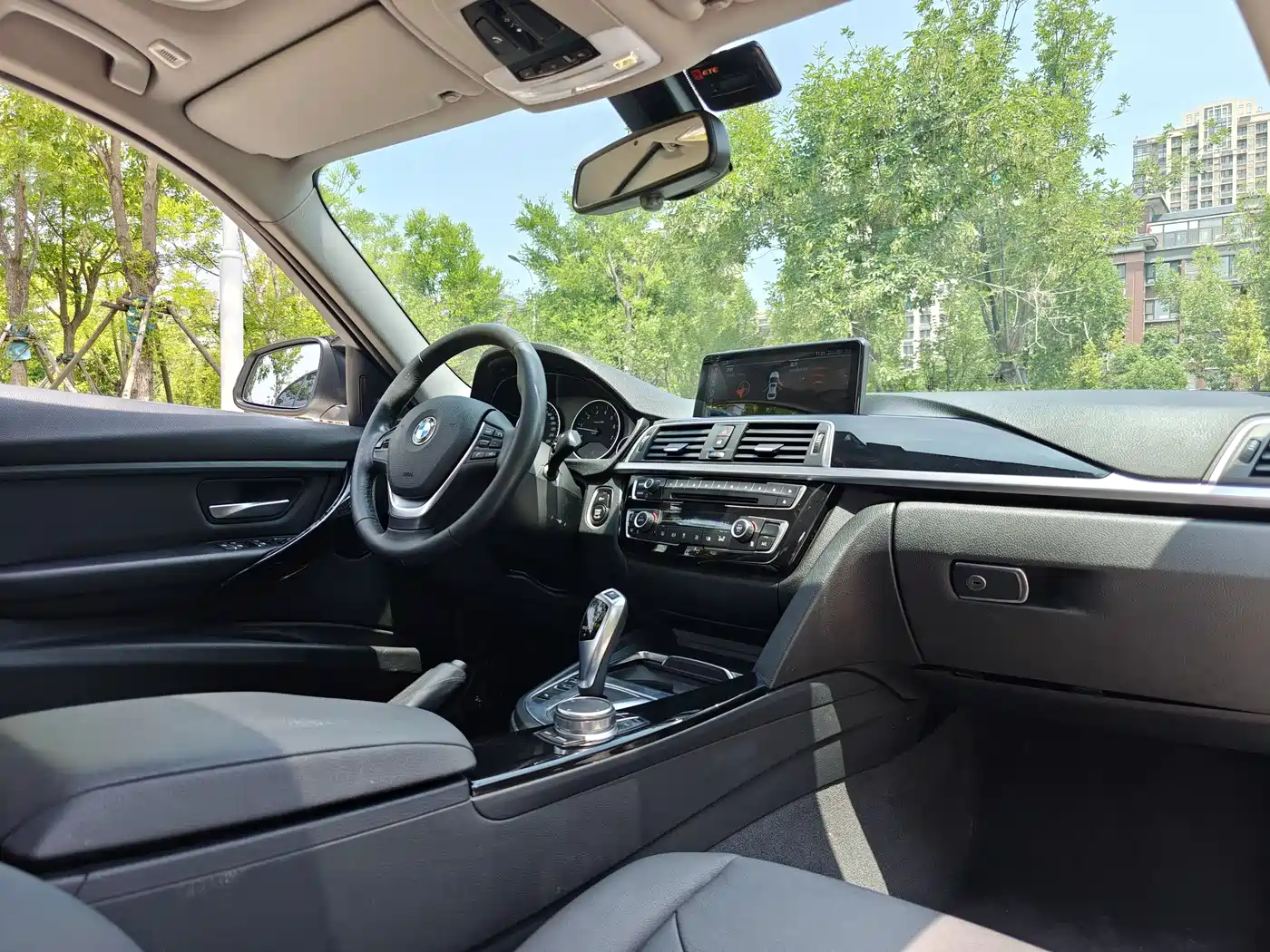 BMW 3 Series 2017 320Li Fashion фото 13