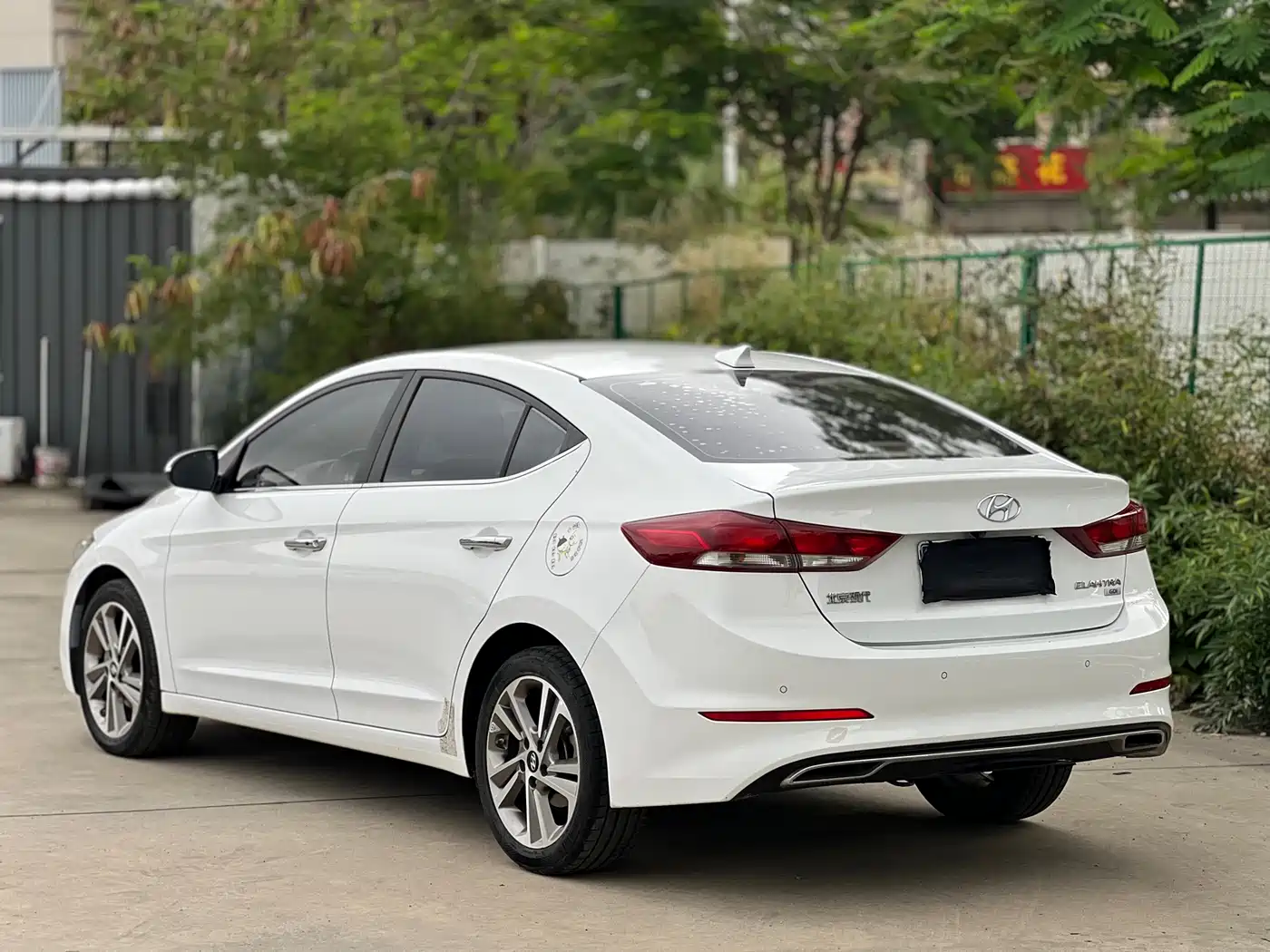 Hyundai Elantra 2016 Model 1.6L Automatic Smart Elite фото 8