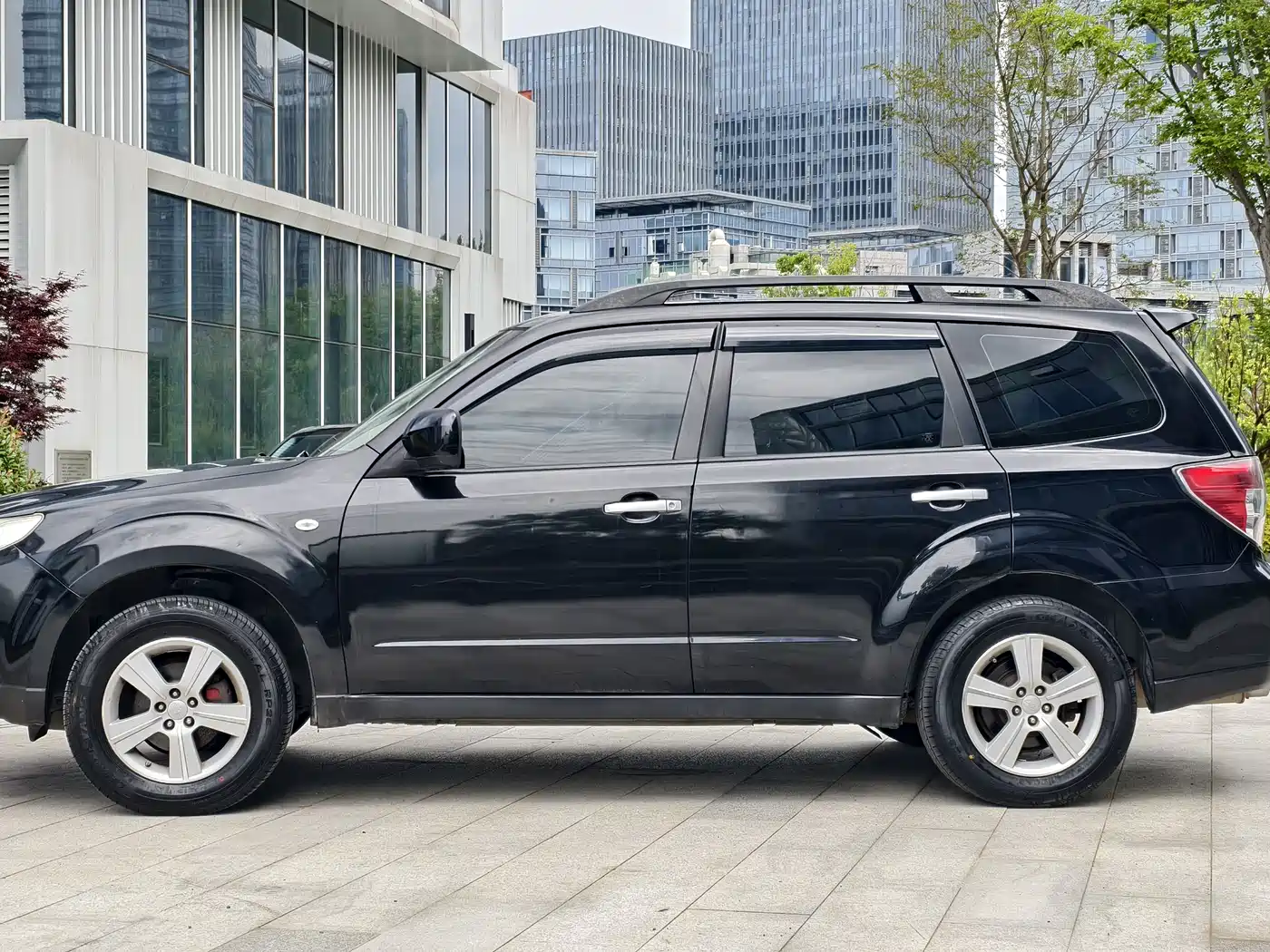 Subaru Forester 2010 2.0XS Manual Luxury Edition фото 8