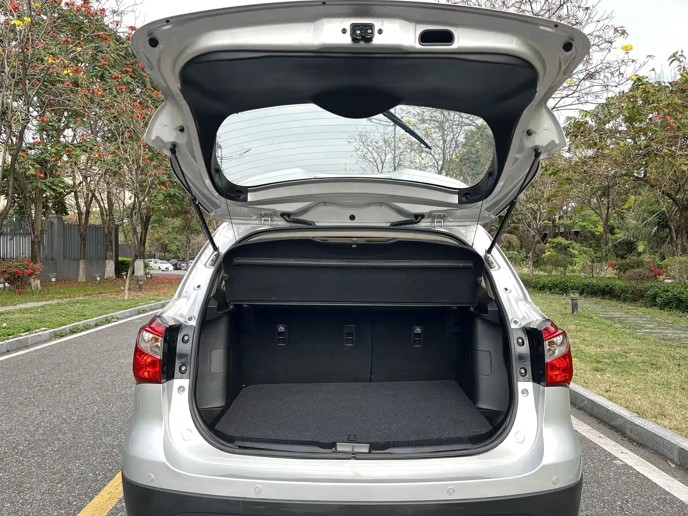 Suzuki SX4 S-Cross 2016 2014 1.6L CVT 2WD Elite