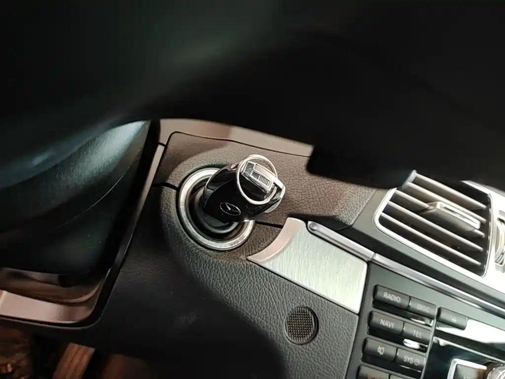 Mercedes-Benz E-Class (Import) 2014 E 200 Coupe фото 9
