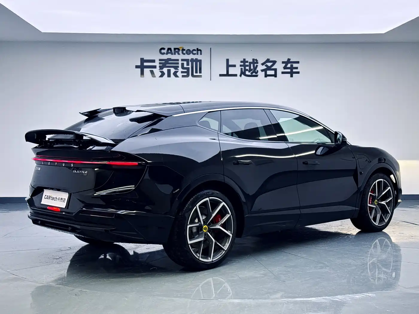Lotus Cars ELETRE 2025 600 Touring фото 5