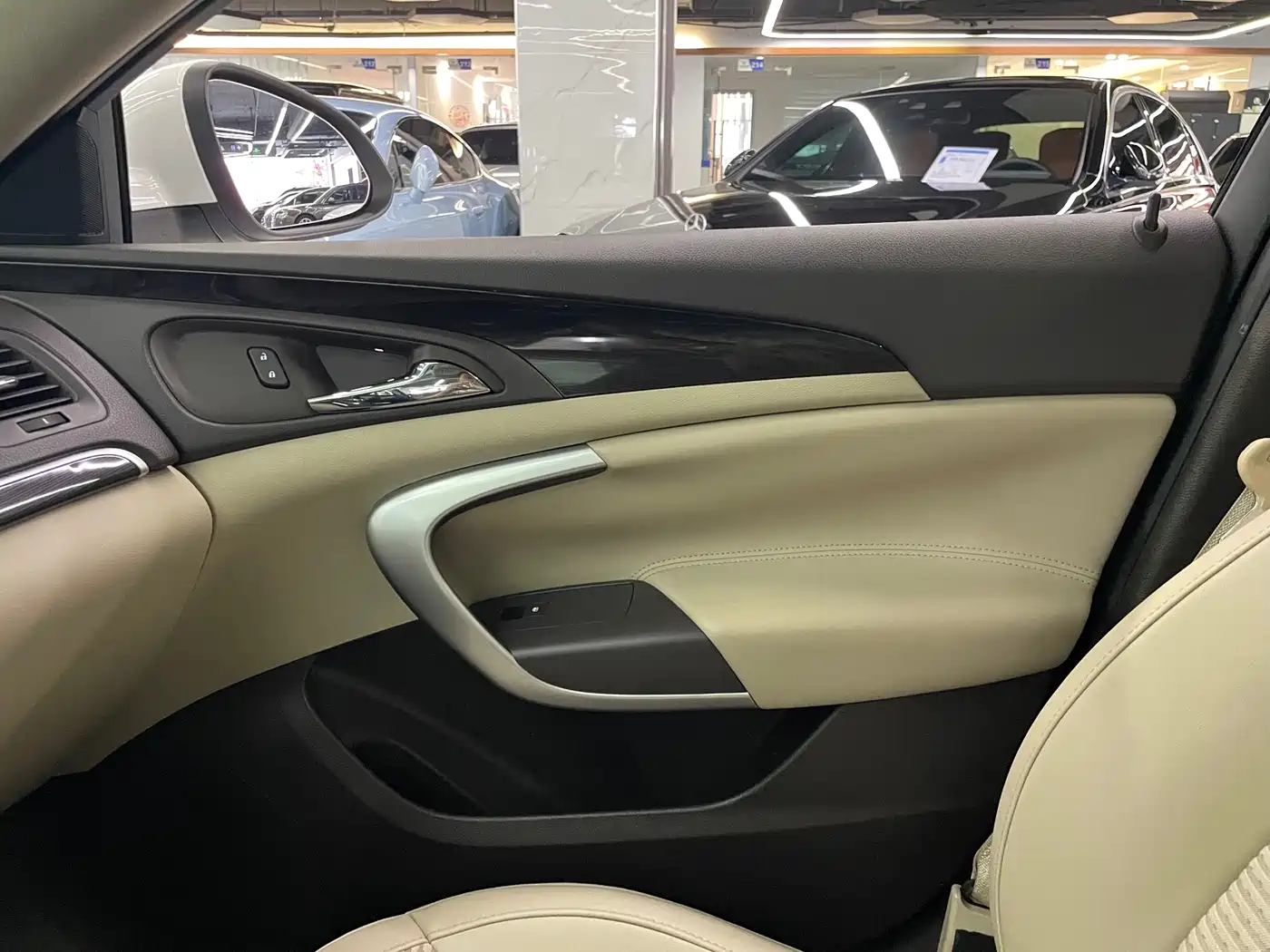 Buick Regal 2014 2.0L Leading Fashion Type фото 21