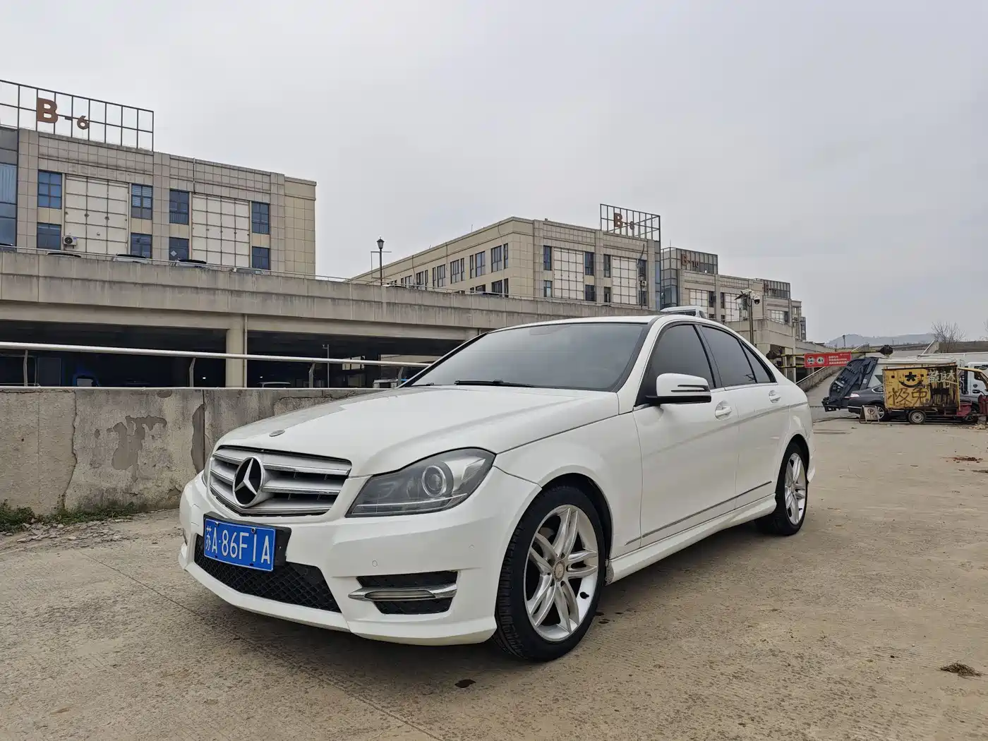 Mercedes-Benz C-Class 2013 C 260 Elegance Grand Edition