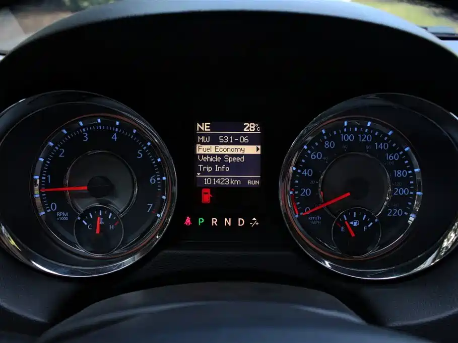 Chrysler Grand Voyager (Import) 2014 3.6L Comfort Edition фото 17