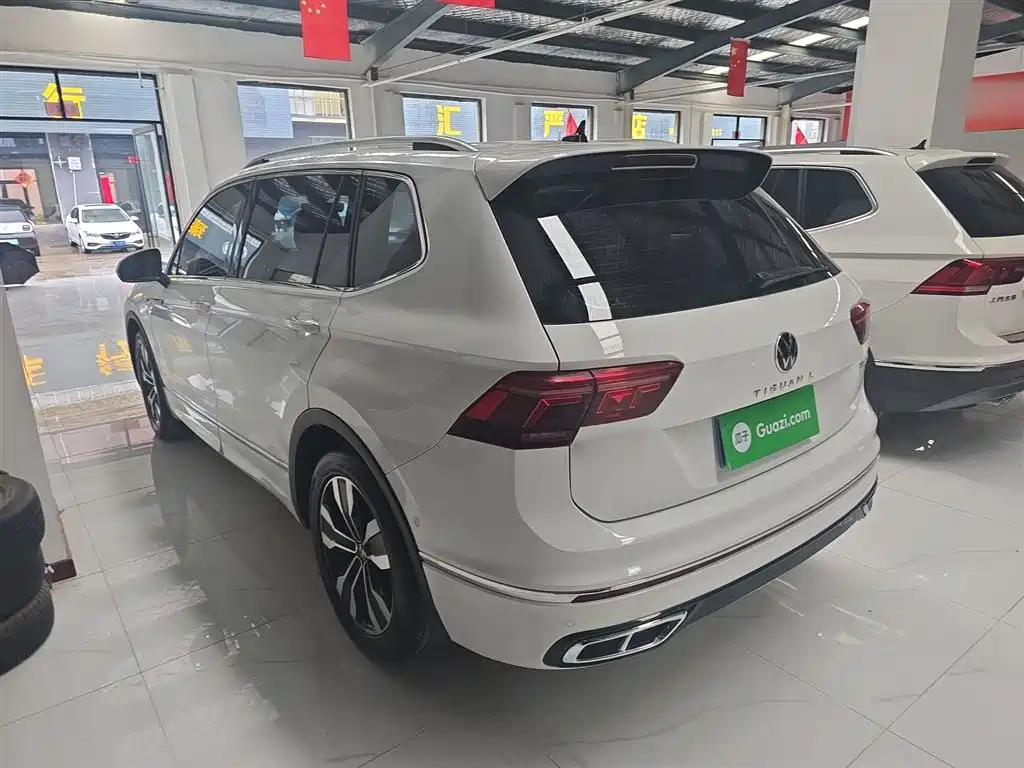 Volkswagen Tiguan L 2023 330TSI Auto 2WD R-Line Premium Edition фото 23
