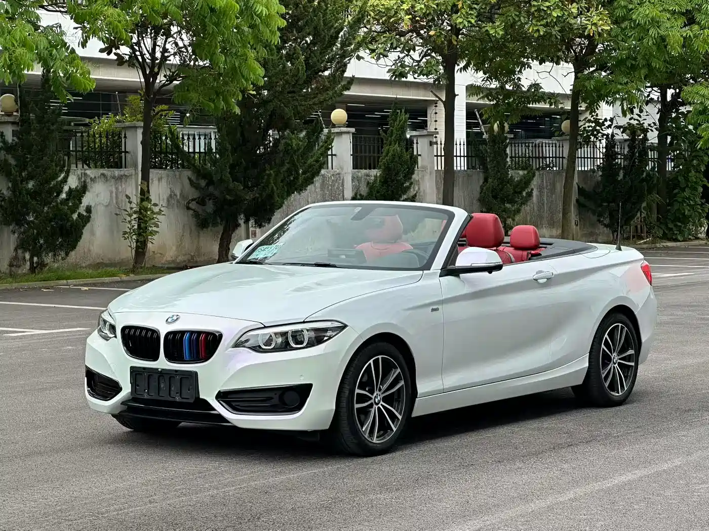 BMW 2 Series (Import) 2018 220i Convertible Coupe Sport Design Package