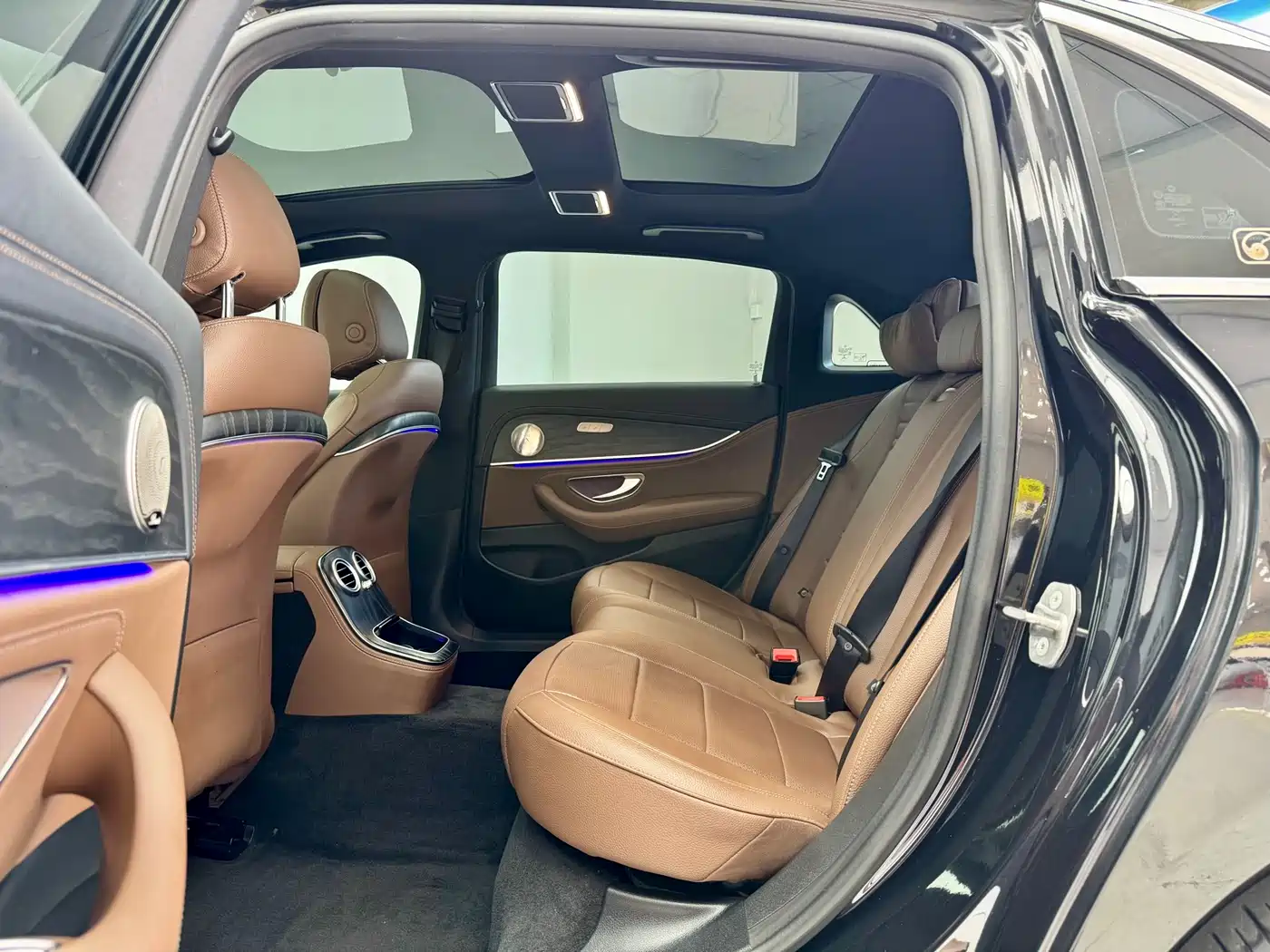 Mercedes-Benz E-Class 2022 Facelift E 260 L Sport фото 9