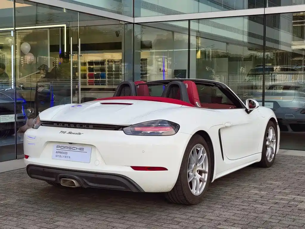 Porsche 718 2022 Boxster 2.0T фото 5