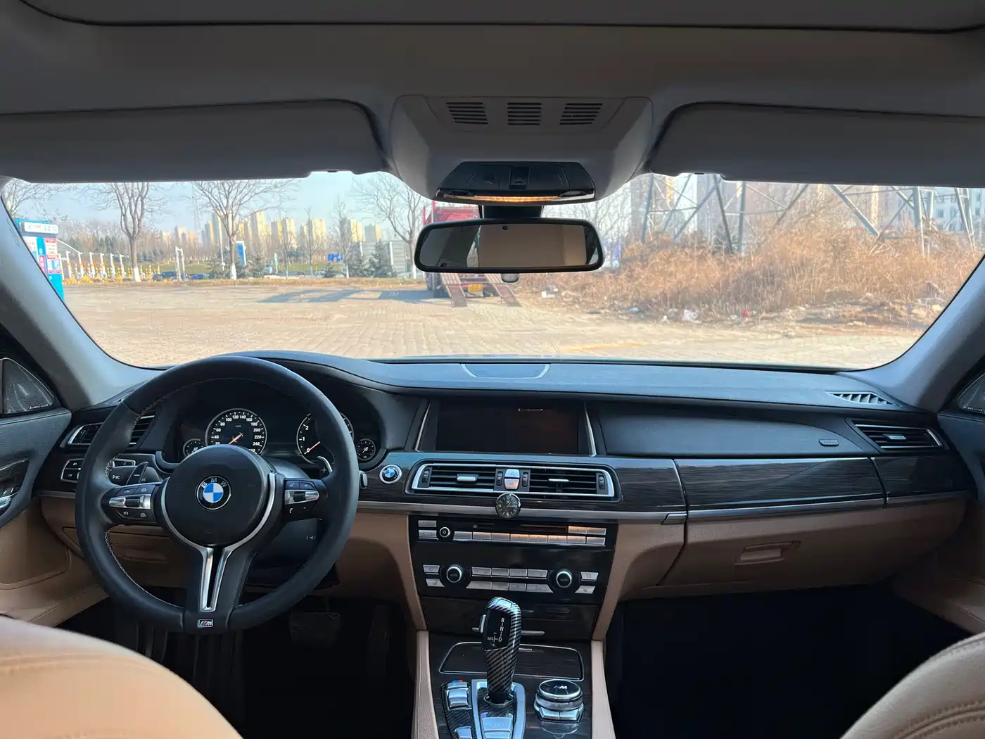 BMW 7 Series 2014 730Li Premium фото 8