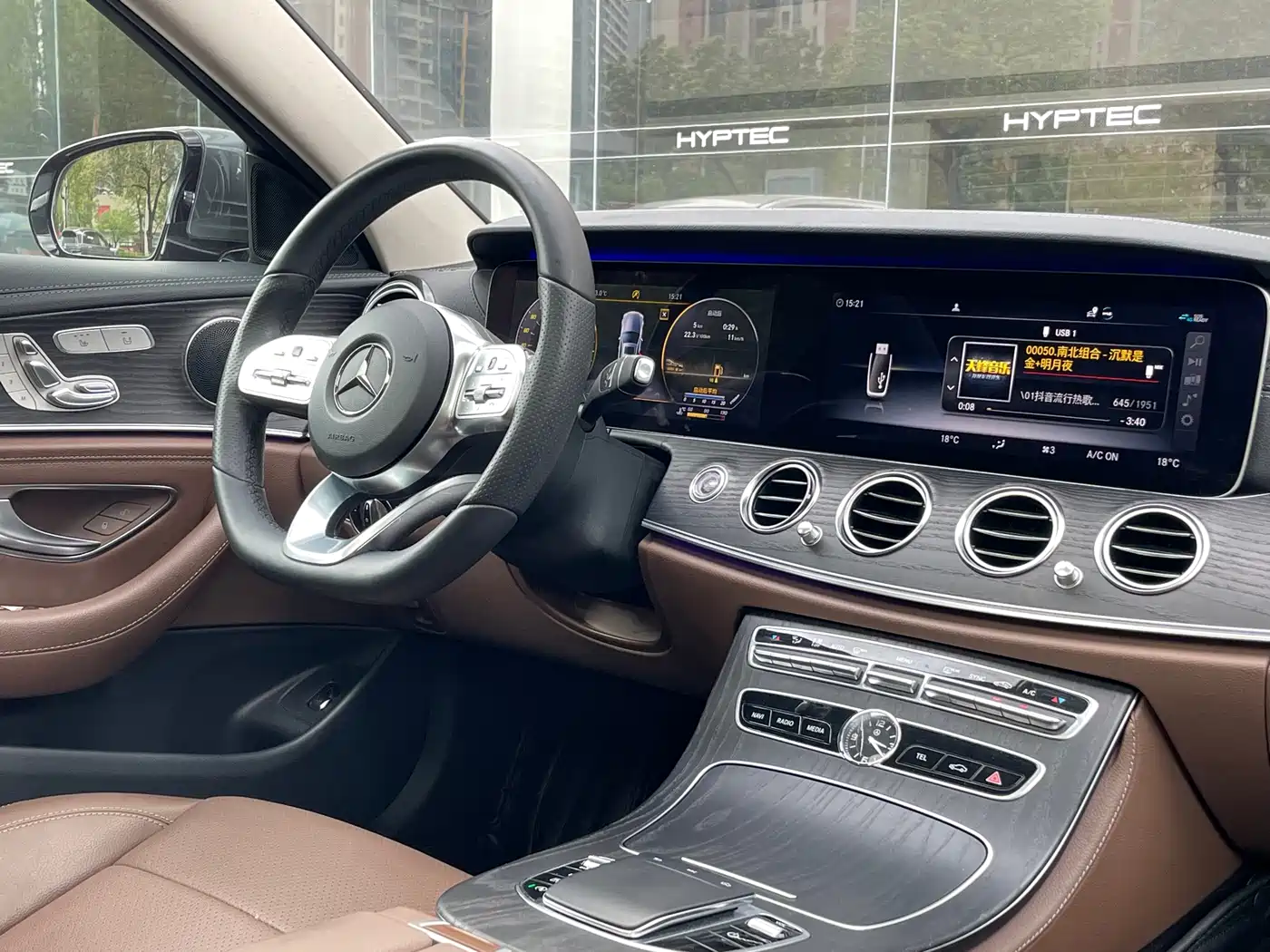 Mercedes-Benz E-Class 2020 E 300 L Sport Fashion Model фото 8