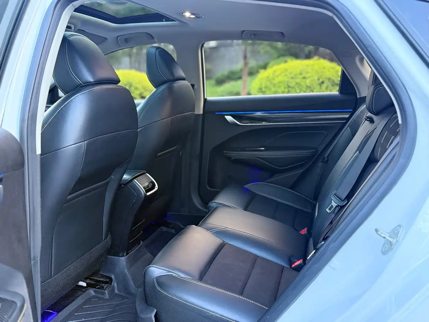 GEELY AUTOMOBILE BINRUI