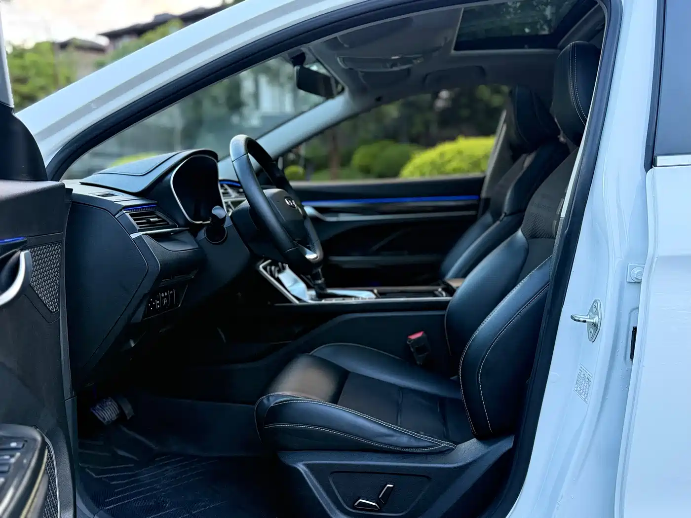 GEELY AUTOMOBILE BINRUI