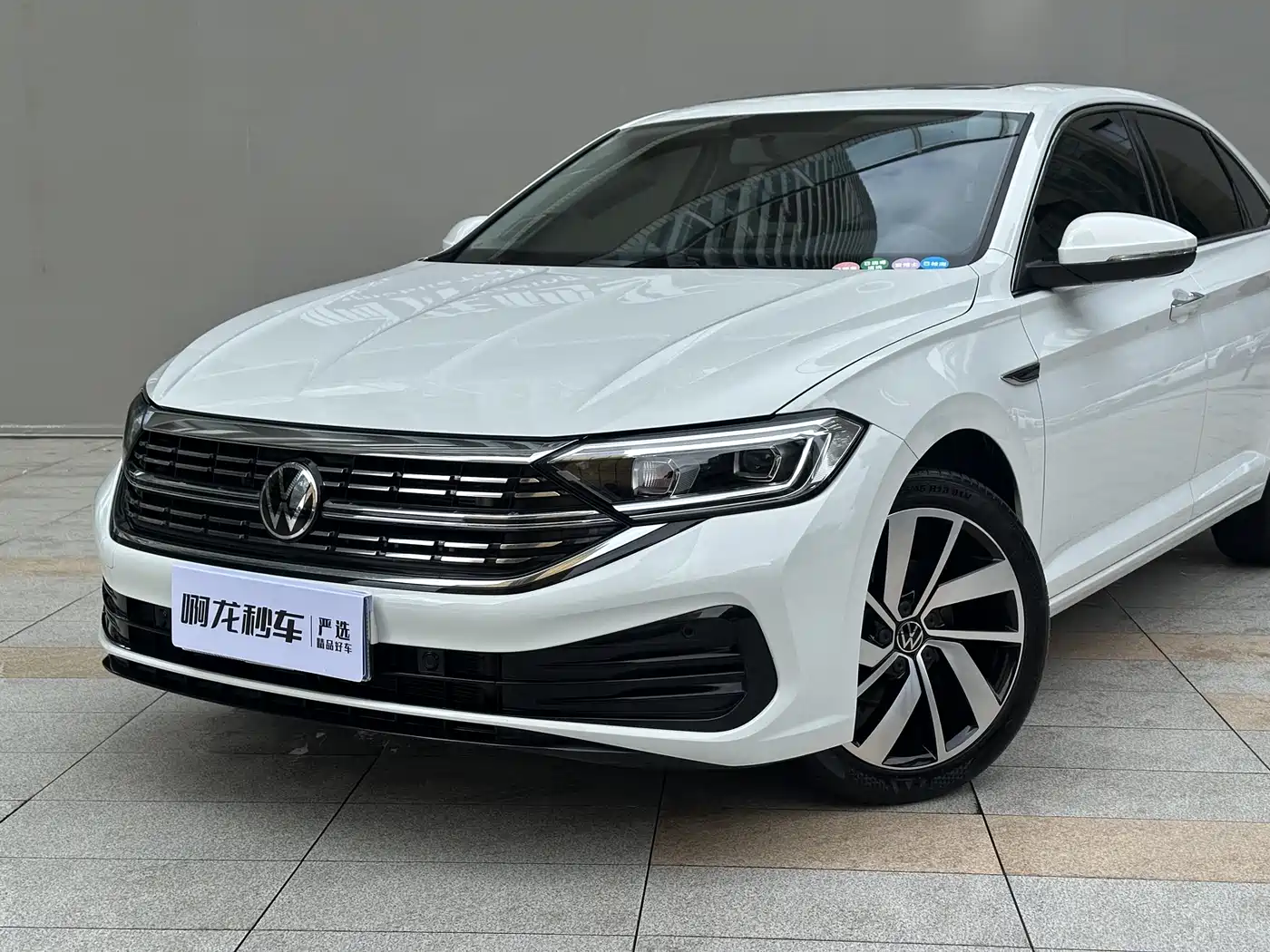 Volkswagen Sagitar 2025 Model Second Facelift 300TSI DSG Transcend Edition фото 15