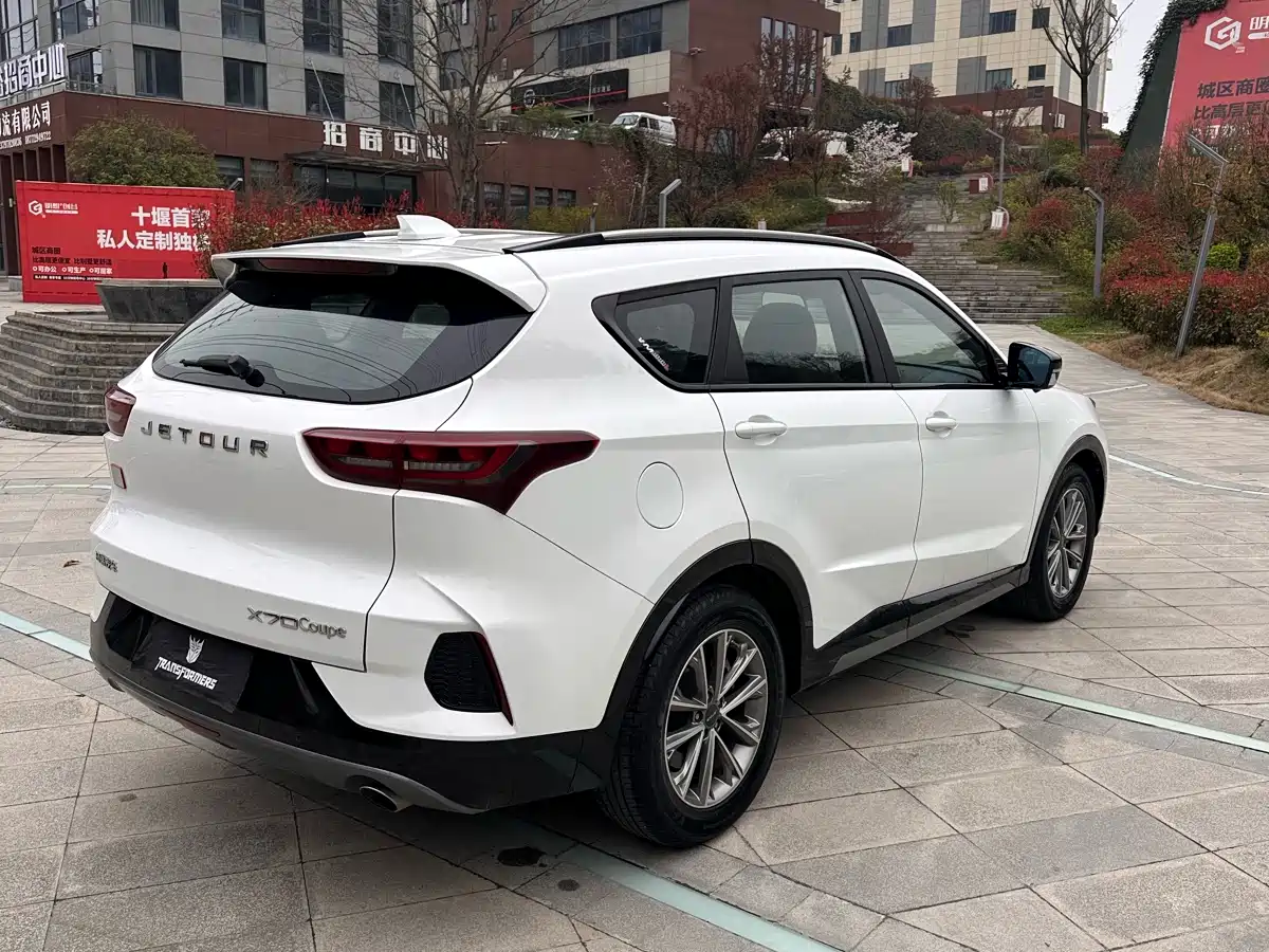 JIETU X70 COUPE