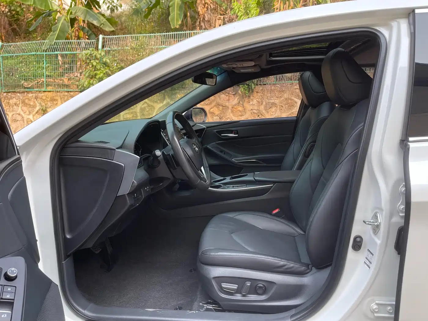 Toyota Avalon 2021 2.5L Luxury Edition фото 4