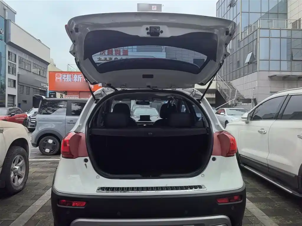 Haval H1 2016 Blue Label 1.5L AMT Luxury фото 19