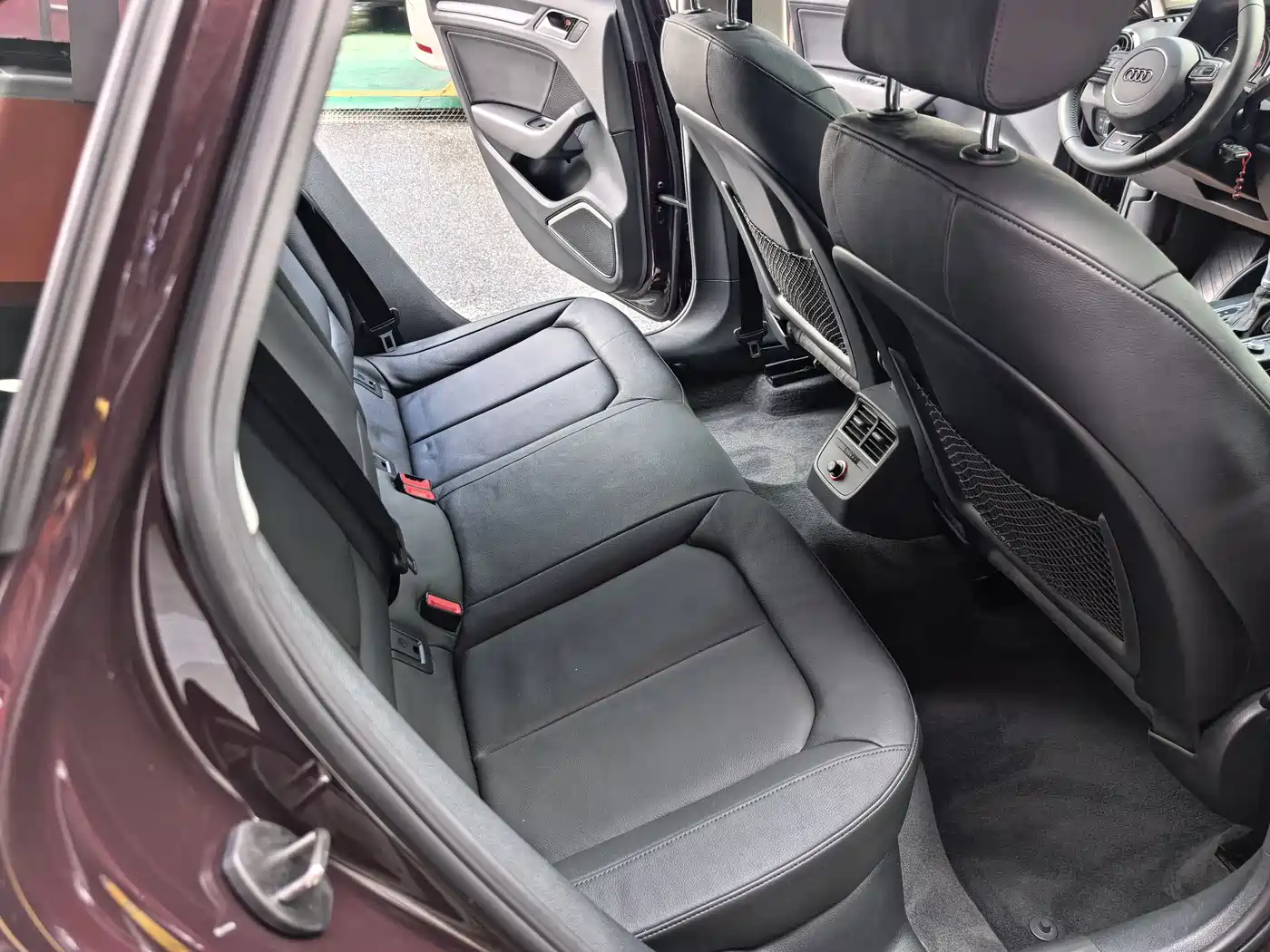 Audi A3 (Import) 2014 Limousine 40 TFSI S line Luxury фото 12