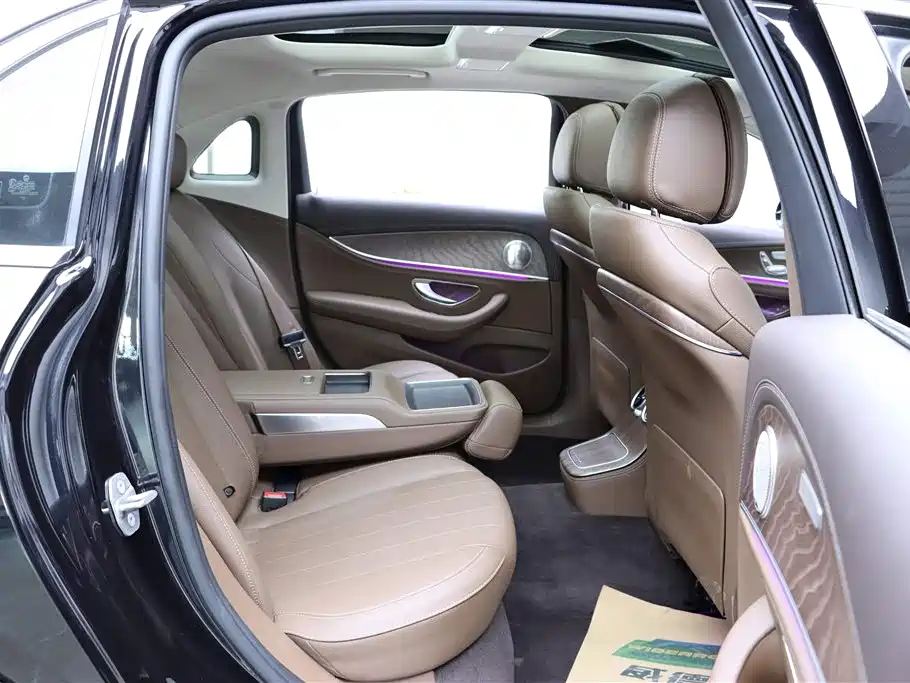 Mercedes-Benz E-Class 2023 Facelift E 260 L фото 15