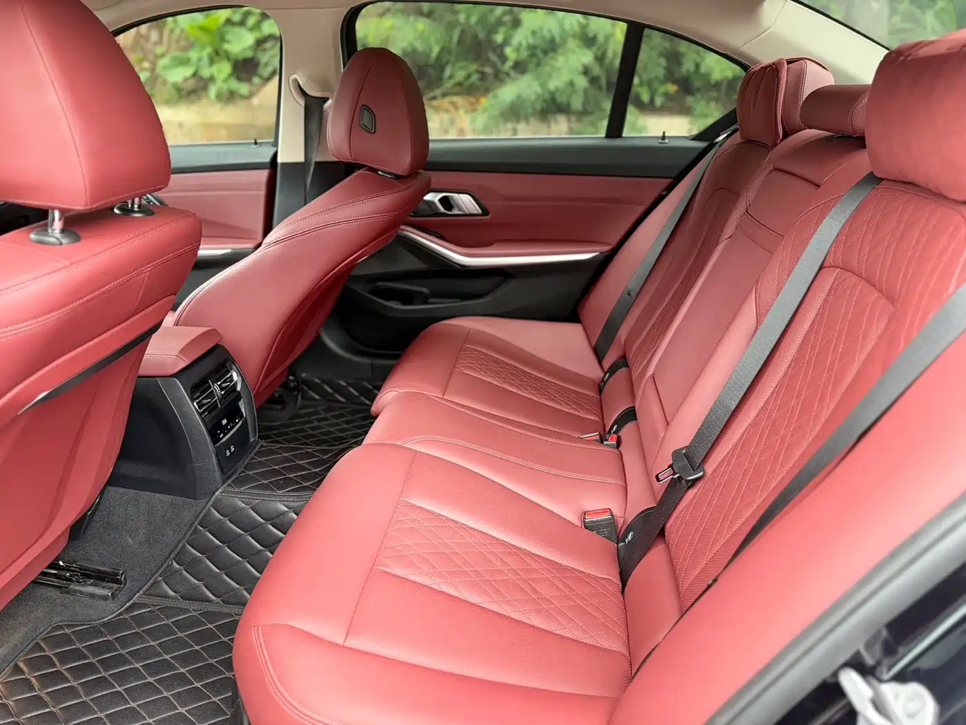 BMW 3 Series 2023 320Li M Sport Package фото 5