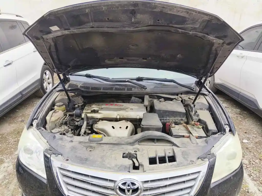 Photo 3 - Toyota Camry
