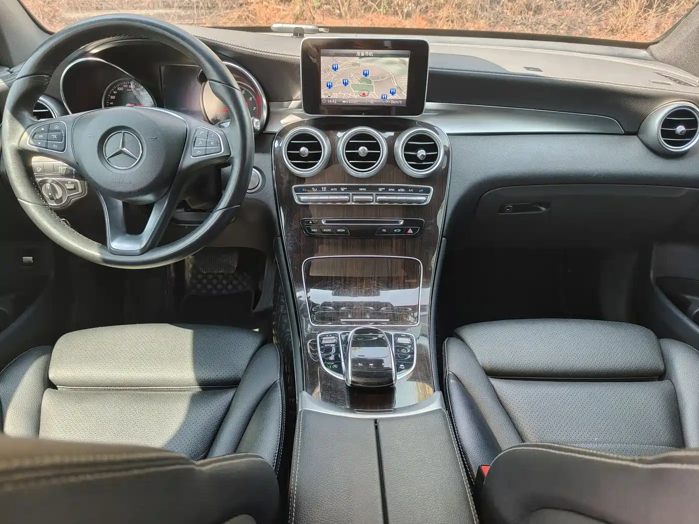 Mercedes-Benz GLC 2017 GLC 260 4MATIC Luxury фото 5