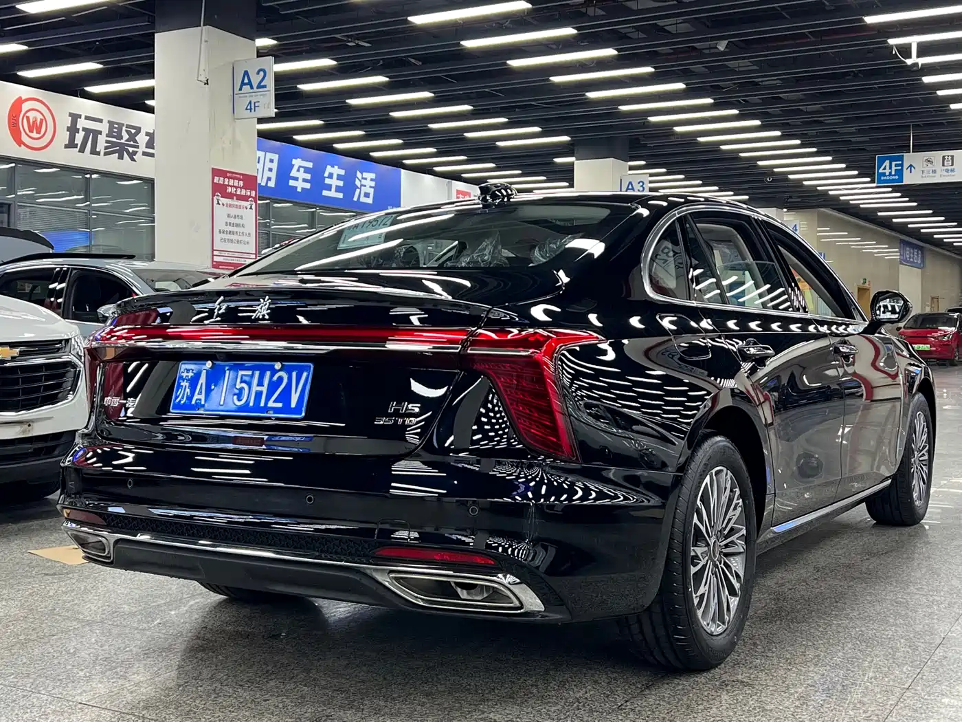 Hongqi H5 2025 1.5T DCT Flag Rhythm 500,000 Units Memorial Edition фото 24