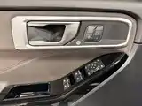 Фото 5 - Ford Explorer