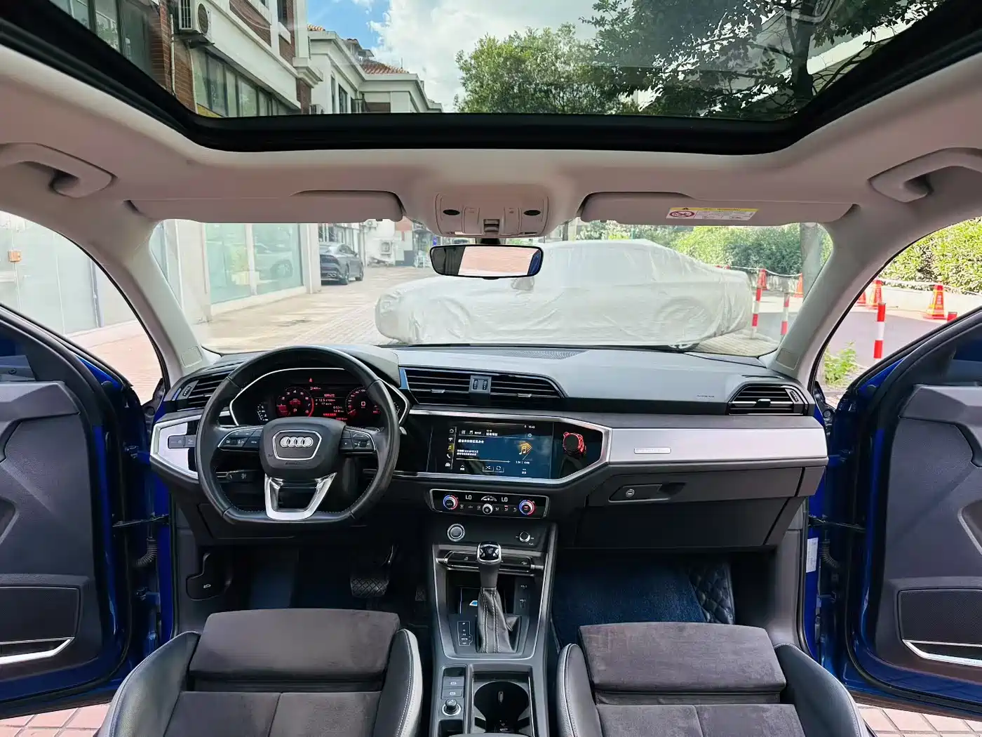 Фото 5 - Audi Q3