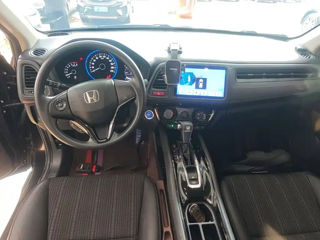 Honda Vezel 2016 2016 1.8L CVT 2WD Pioneer