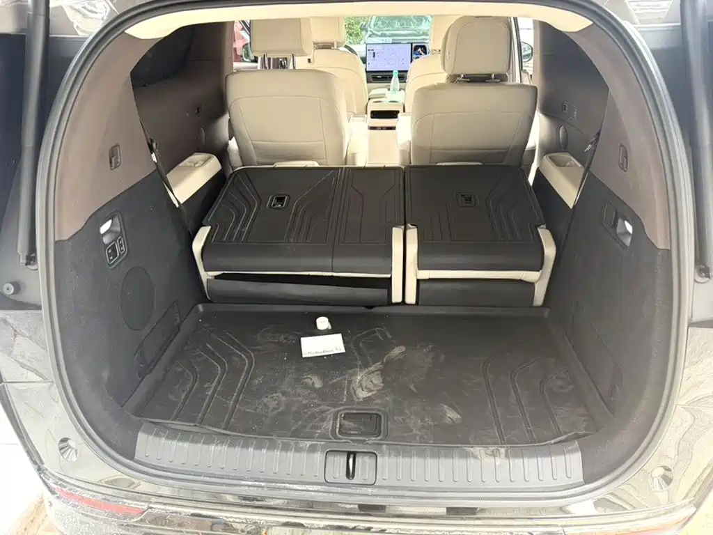 Li Auto MEGA 2024 2024 Ultra