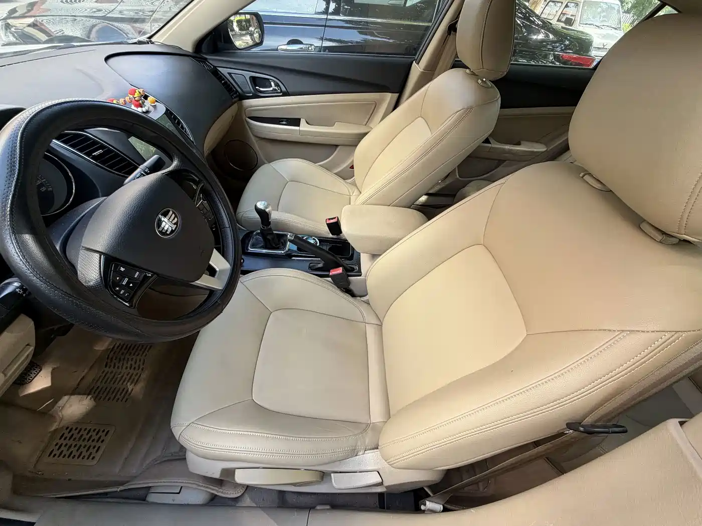 Besturn B50 2015 2013 1.6L Manual Comfort