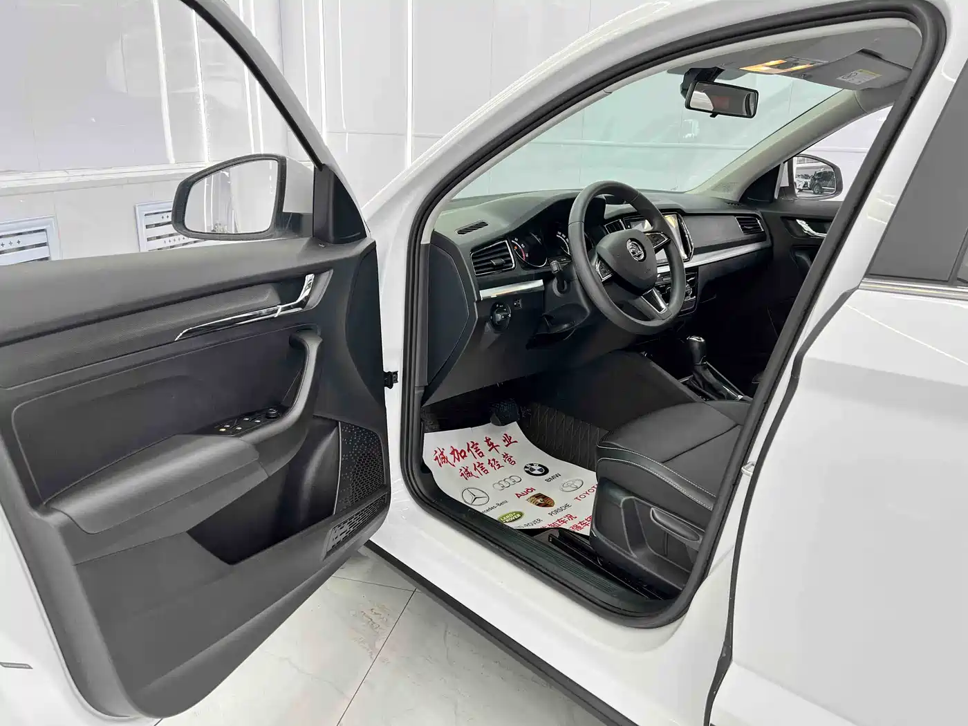 Škoda Kamiq 2023 1.5L Auto Comfort Edition фото 7