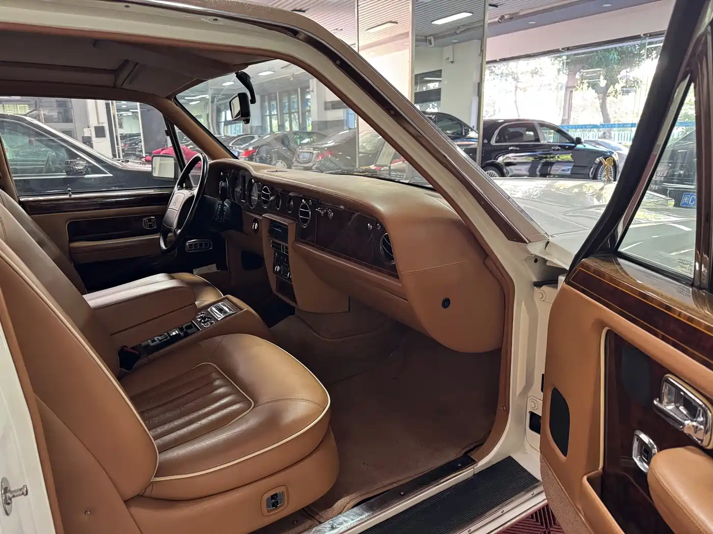 Rolls-Royce Silver Spirit 1993 1994 Mark III
