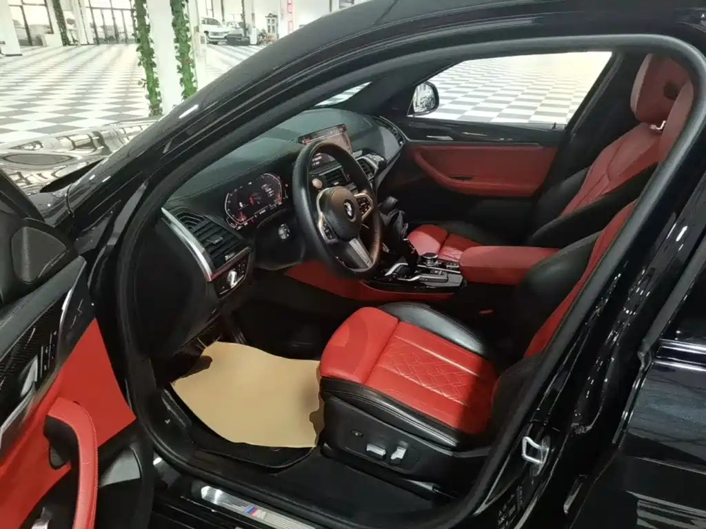 Photo 15 - BMW X4